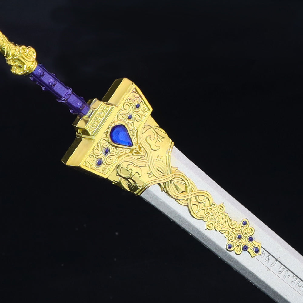 The Royal Greatsword Keychain Gadget Toy