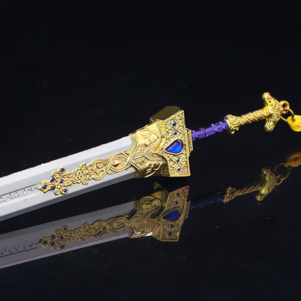 The Royal Greatsword Keychain Gadget Toy