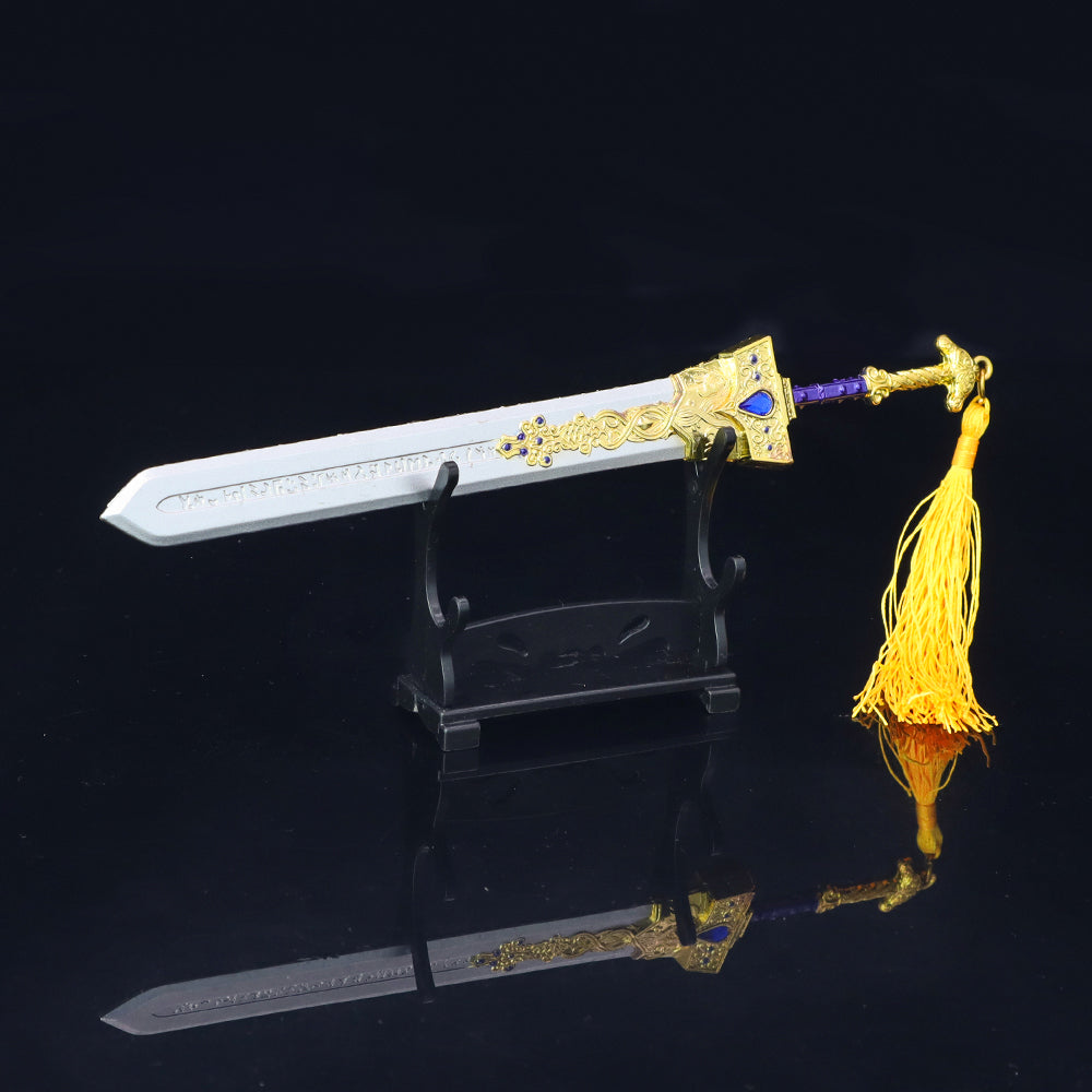 The Royal Greatsword Keychain Gadget Toy